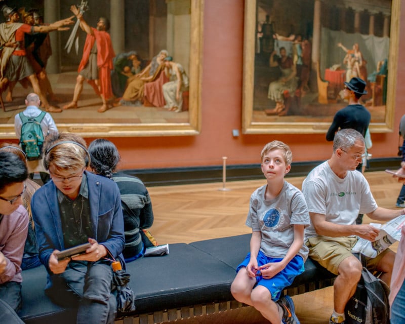 People at louvre