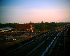 3209673608_db00e1ae20_m.jpg