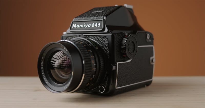 mamiya-645-film-camera-800x421.jpg
