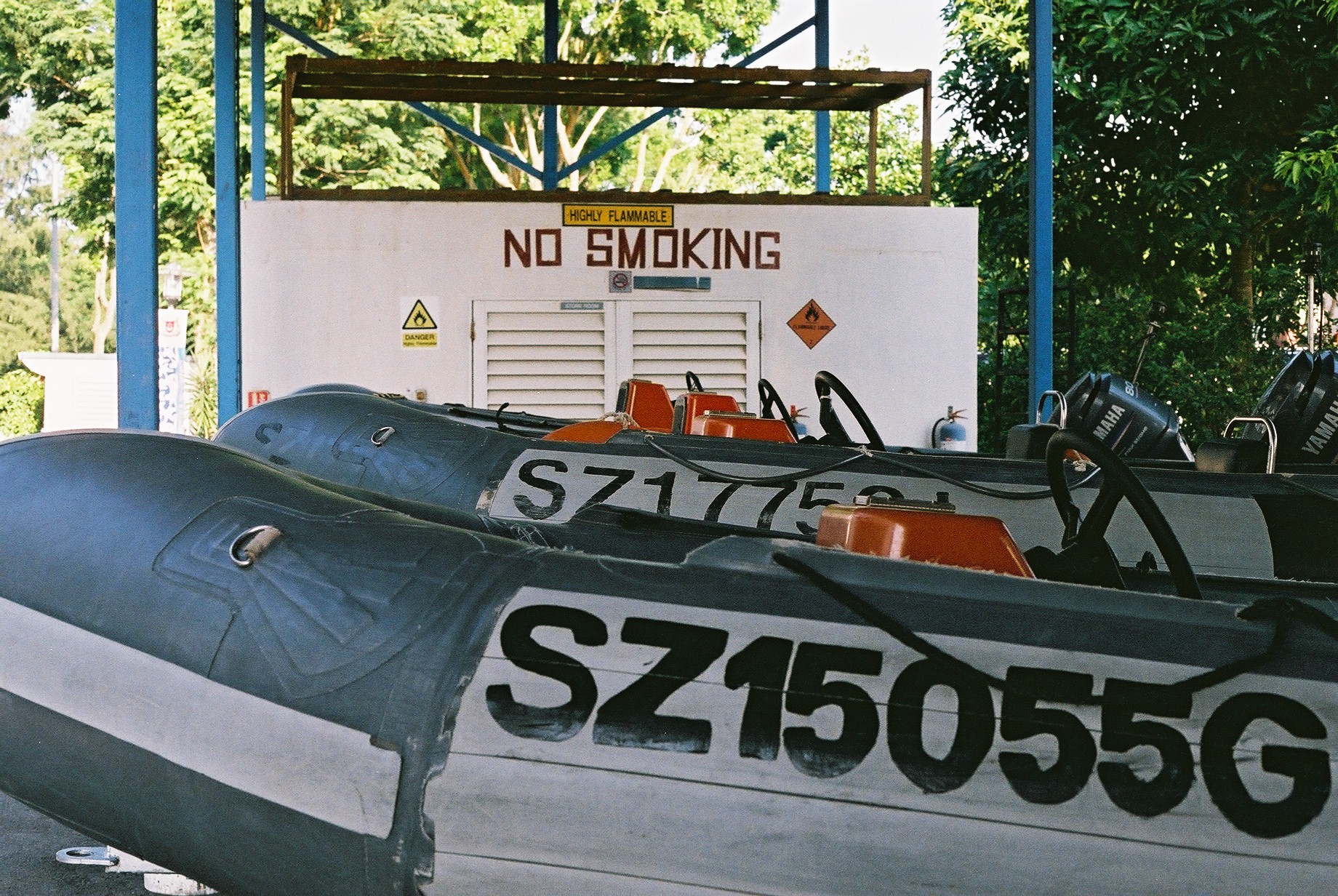 F1000006.jpg