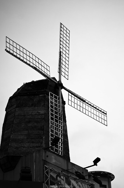 5621868906_1995f4e862_z.jpg