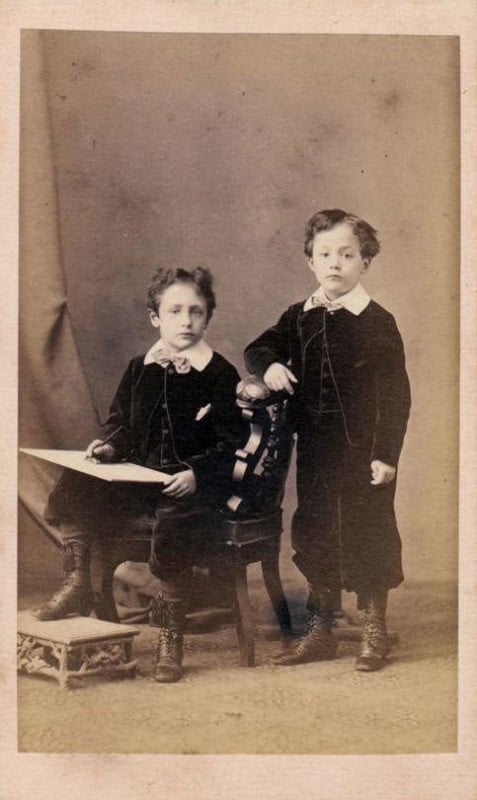 Naples-boy-artists-1860s-477x800.jpg