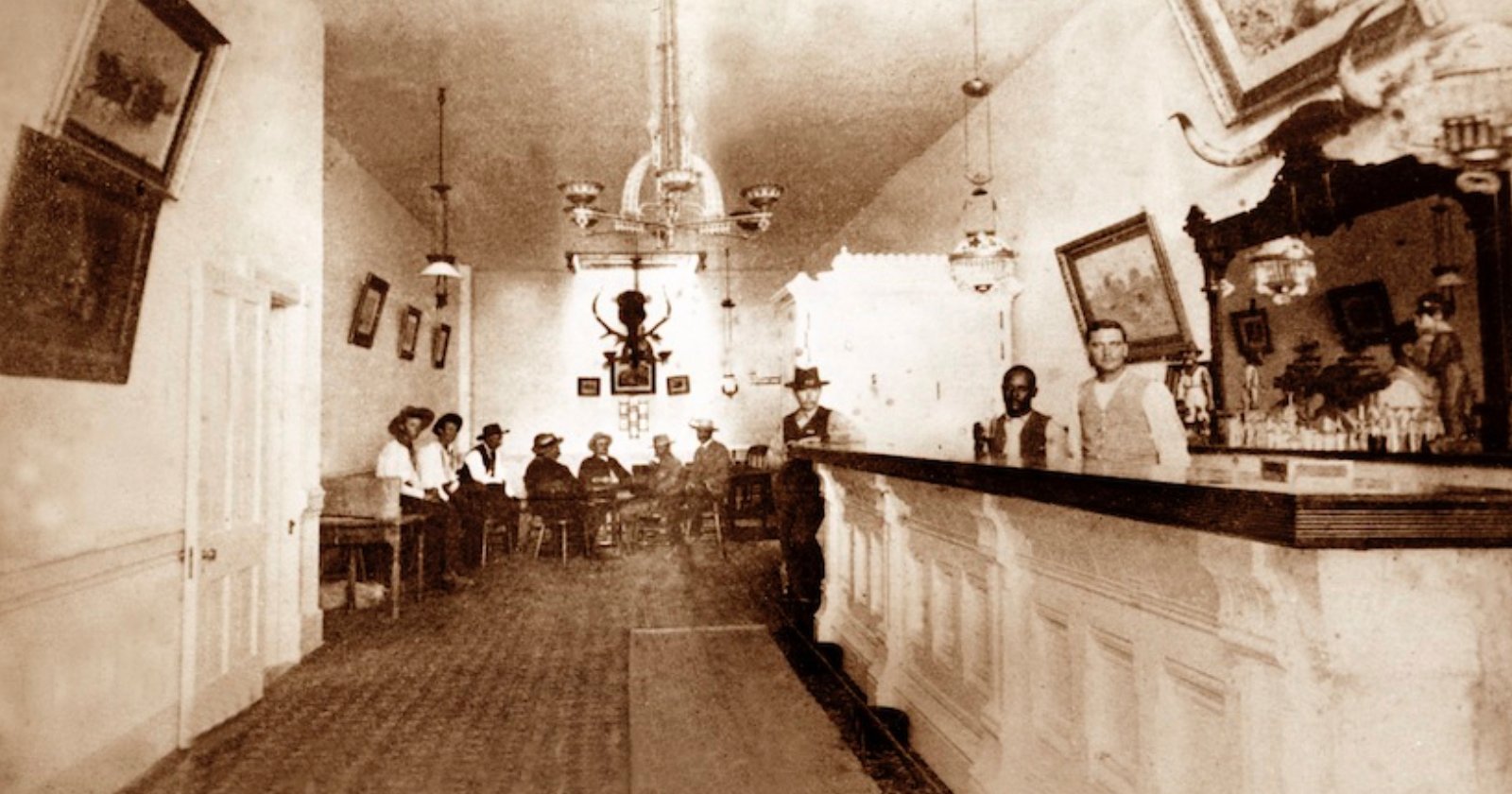 saloon wild west photos