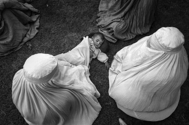 92Yunghi-Kim_refugee19xbw-800x530.jpg