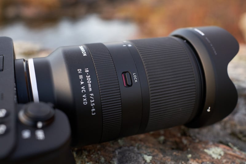 tamron-18-300mm-f3-5-6-3-lens-5-800x534.jpg