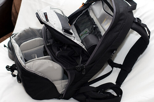 lowepro-compurover-aw-1.jpg
