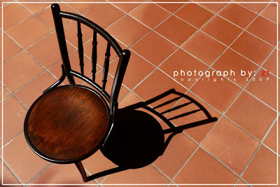 chair.jpg