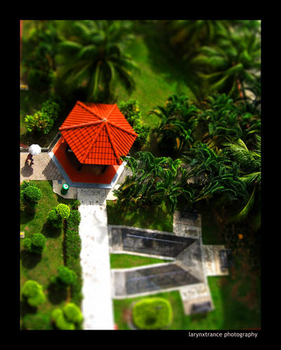 1st_tilt_shift_attempt_by_laRyNxTrANce.jpg
