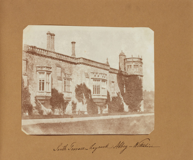 South-Terrace-Lacock-Abbey-Wiltshire-800x666.jpg