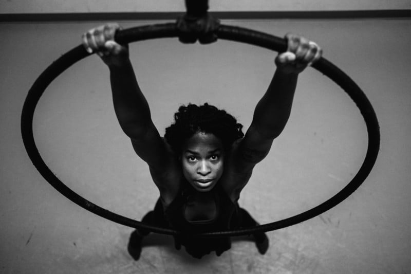 Portrait-of-Gena-Marie-Black-Aerialist-800x533.jpg