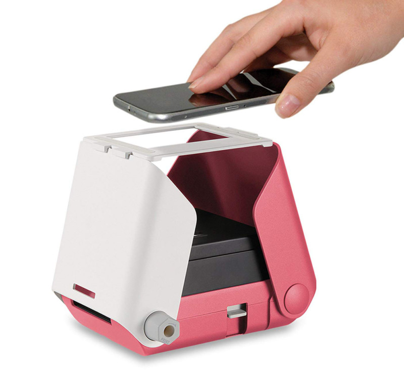 placingphone-800x733.jpg