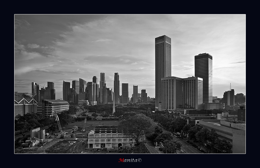 5542662765_5197a077e6_b_d.jpg