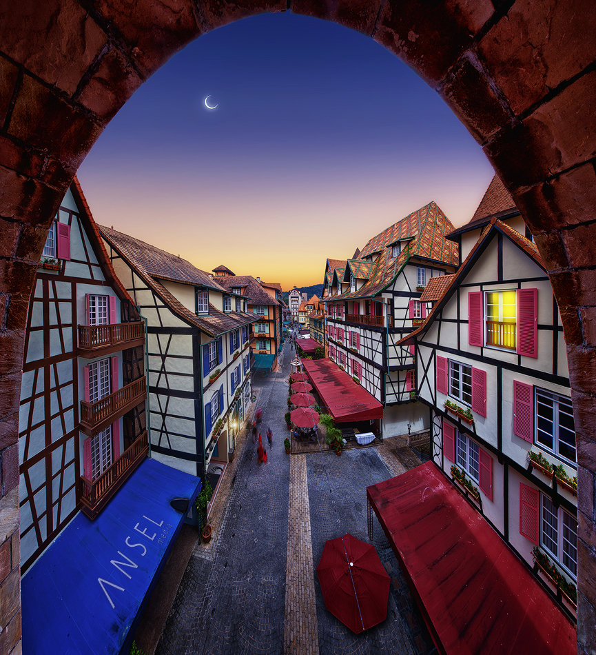 z_inside_wall_maria_by_draken413o-d6qoh1v.jpg