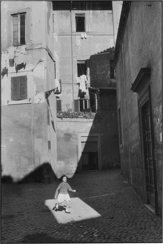 Henri Cartier-Bresson photos for auction