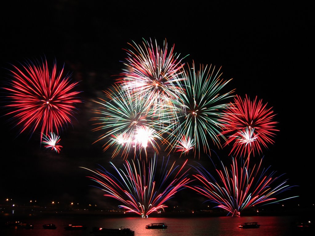 FireworksFest%2006%20-%20Italy0024%20edited.jpg