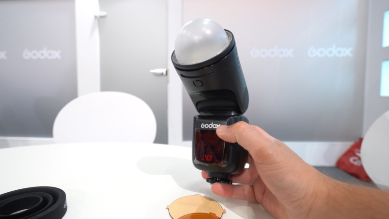 Godox-Round-Head-Flash-2-800x450.jpg