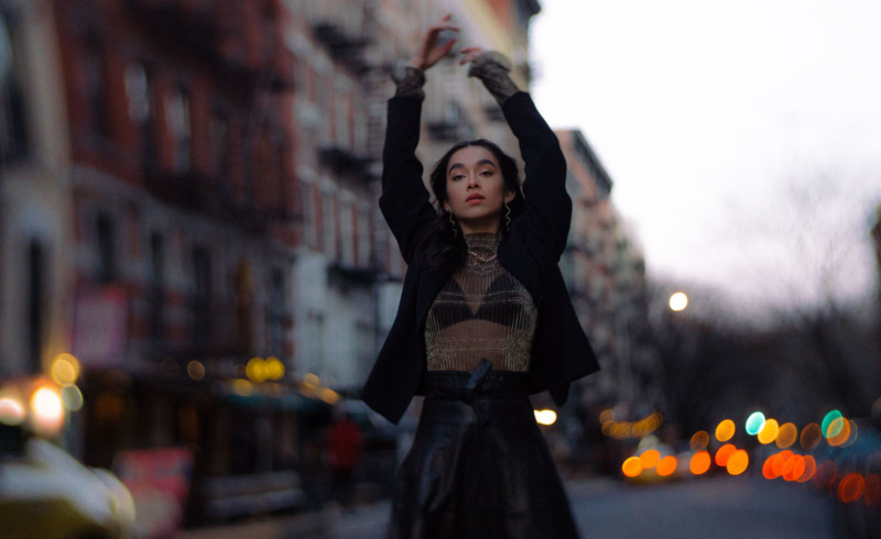 Zayira-Ray_ZoeKo_Petzval-55-BC-MK-II-800x490.jpg