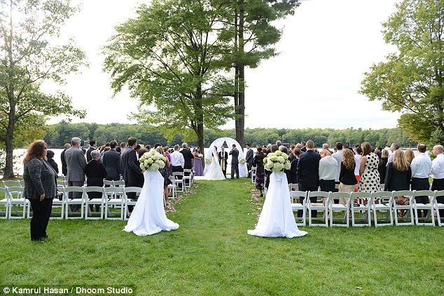 article-2426602-1821E76300000578-159_634x422.jpg