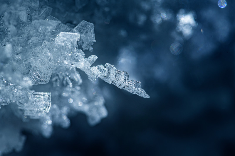 ice-macro-photography-dormoy-petapixel-8-800x533.jpg