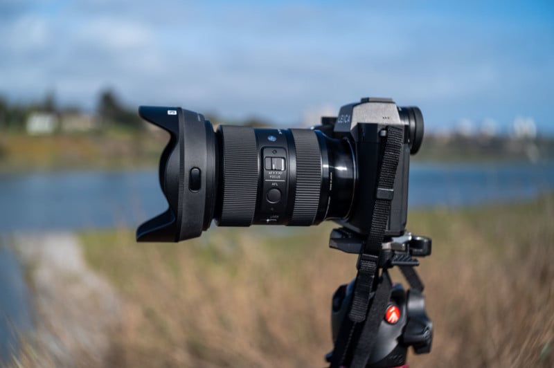 Sigma-Art-lens-on-Leica-SL-2-800x532.jpg