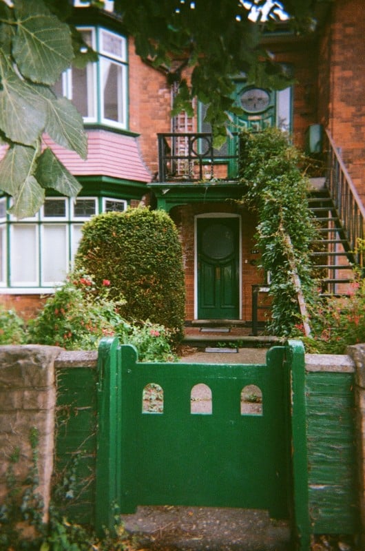 Snap-LF-35M_Portra-400-9-530x800.jpg