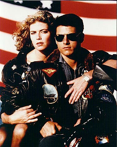 Top-Gun-tom-cruise-374702_382_478.jpg
