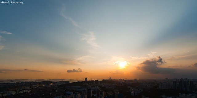4986947700_09c9613b55_z.jpg
