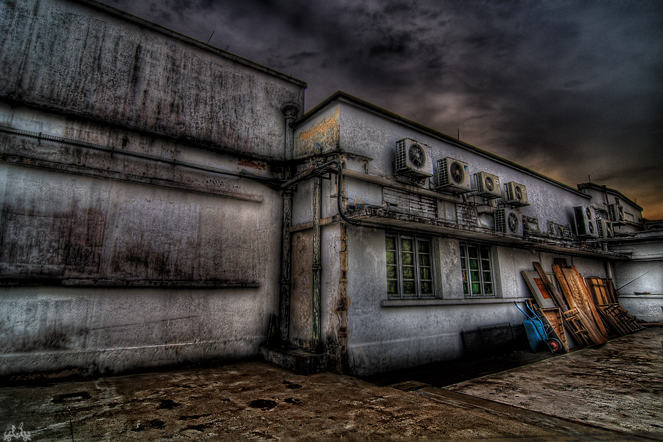 GRUNDGESHOP_by_Draken413o.jpg