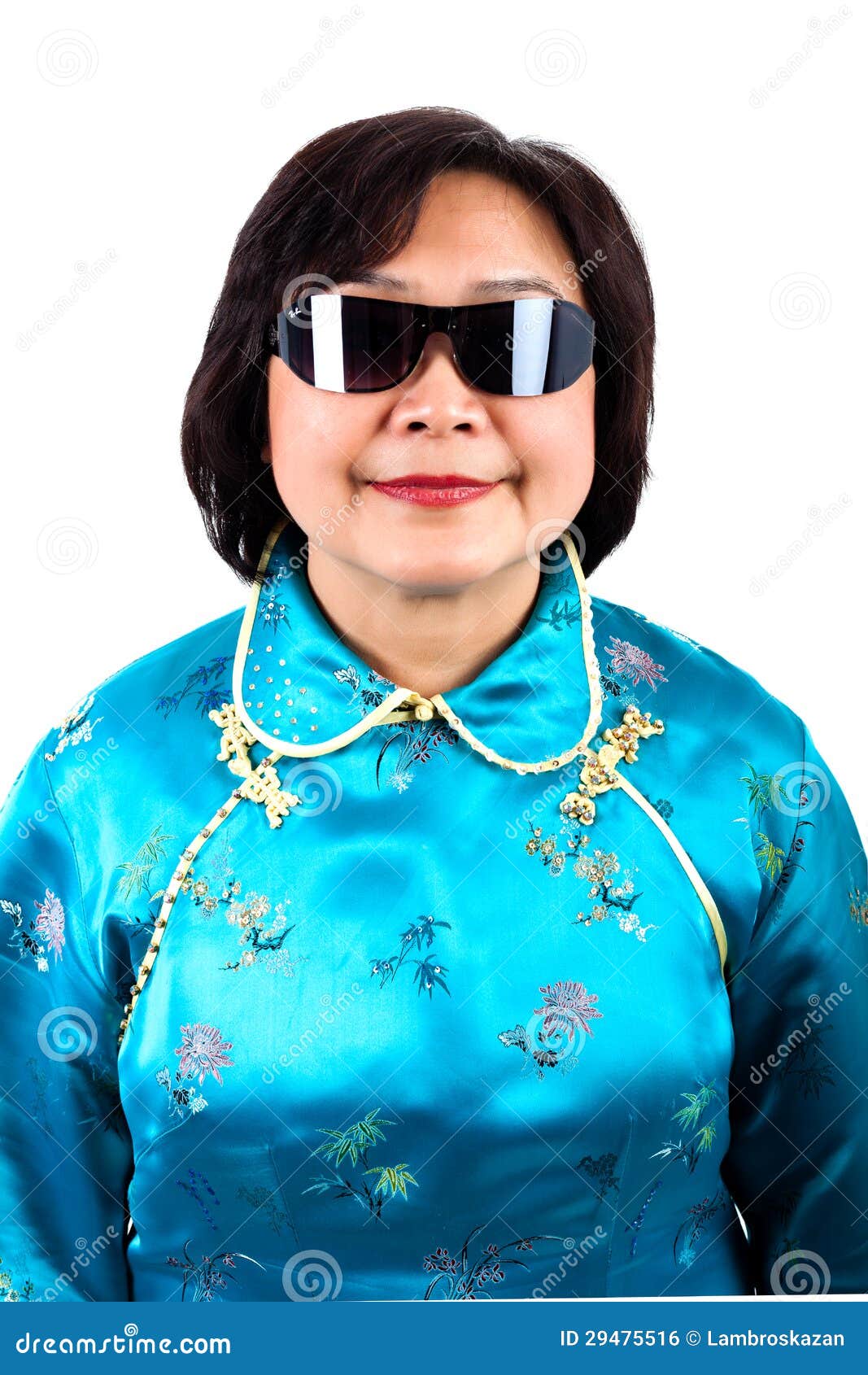 chinese-woman-portrait-wearing-sunglasses-29475516.jpg