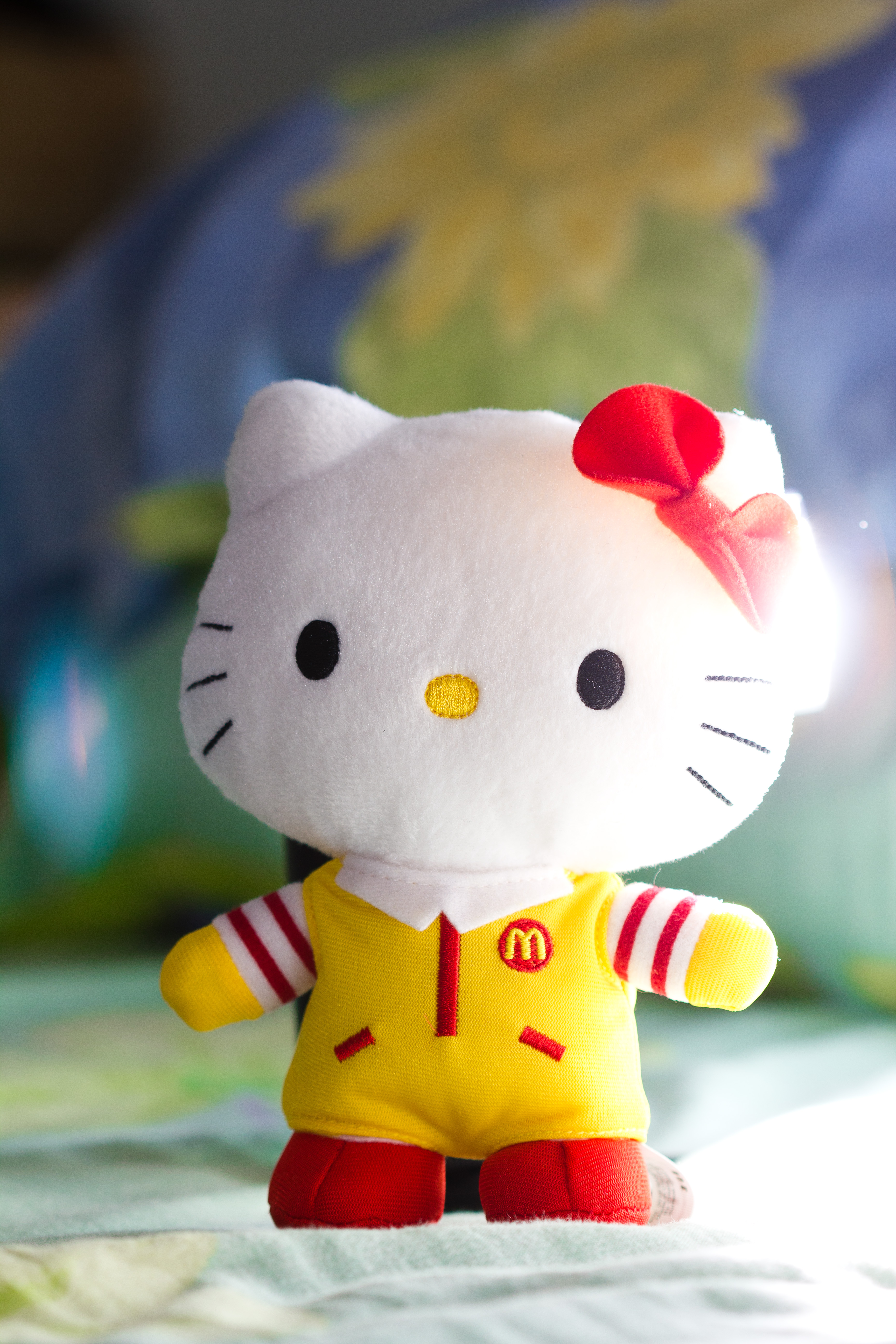 hello-kitty-ronald-macdonald-1.jpg