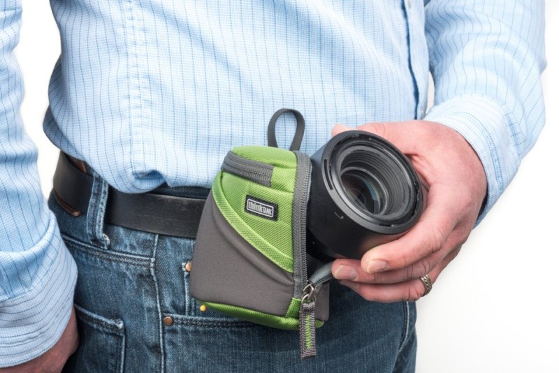 Lens-Case-Duo-5-Belt-Hand-Green-006-800x534.jpg