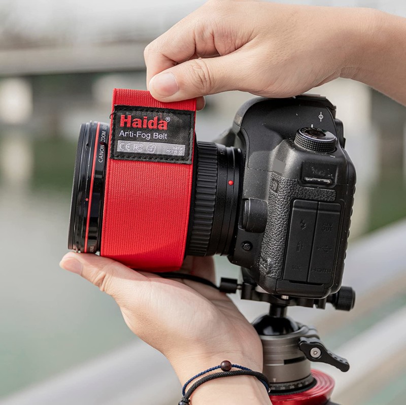 Wrapping the Haida anti fog belt around a lens