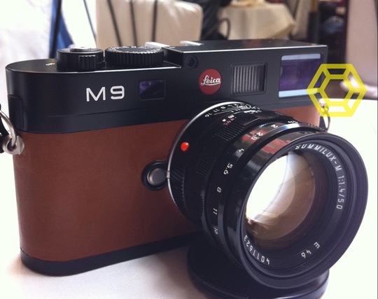 Leica-M9-Herm%C3%A8s-Limited-Edition.jpg