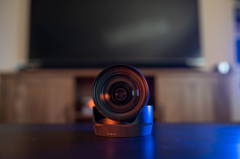 Sigma-24-70mm-f2.8-L-mount-Front-Profile-800x532.jpg