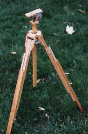 wood_tripod.jpg