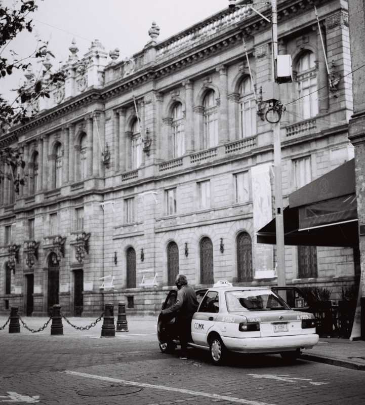 000002-7-721x800.jpg