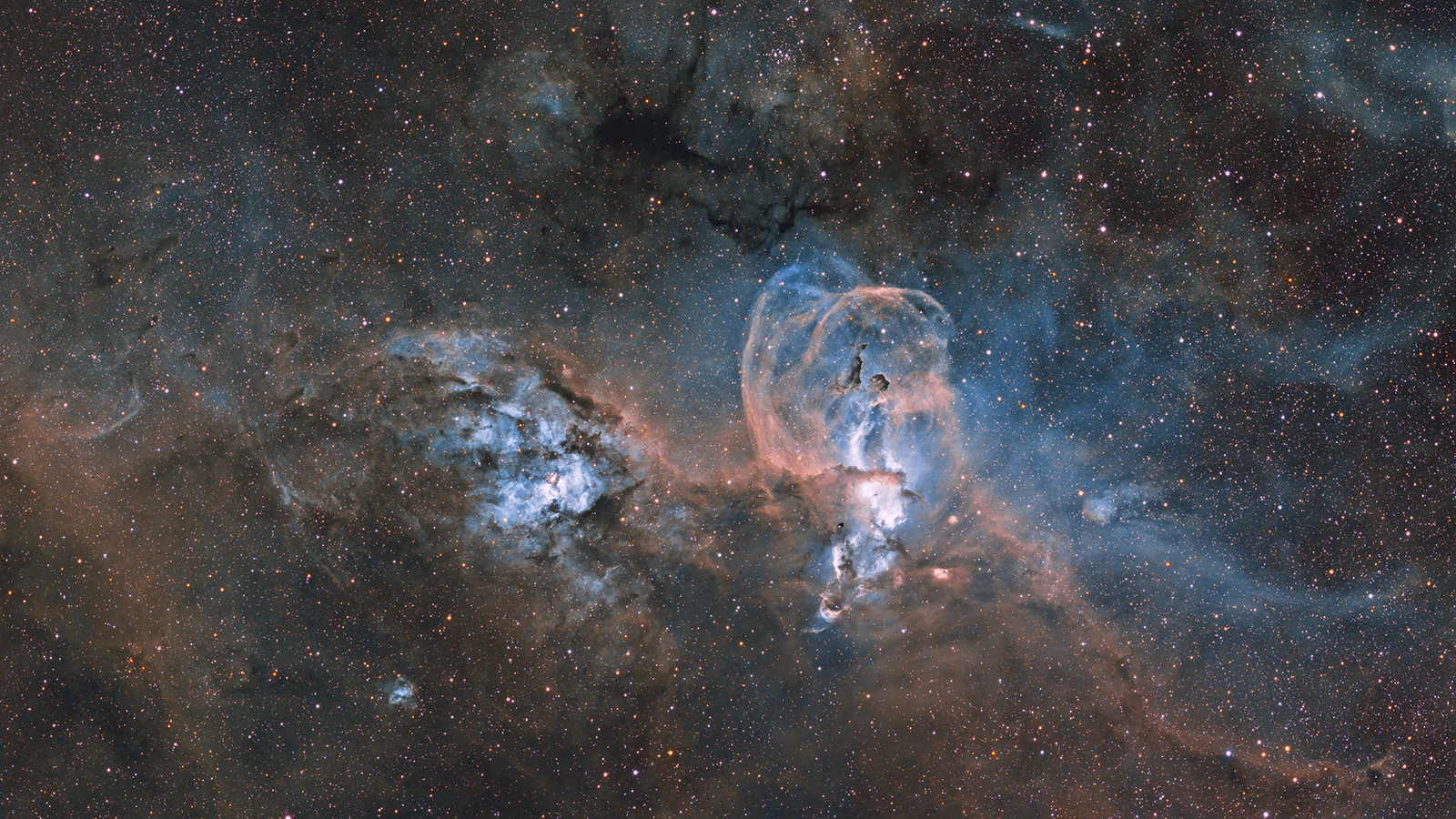 Statue-of-Liberty-Nebula-©-Ignacio-Diaz-Bobillo.jpg