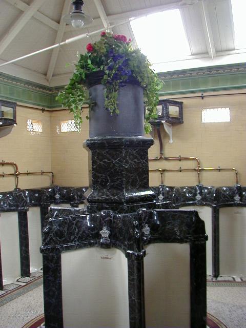 loo4.jpg