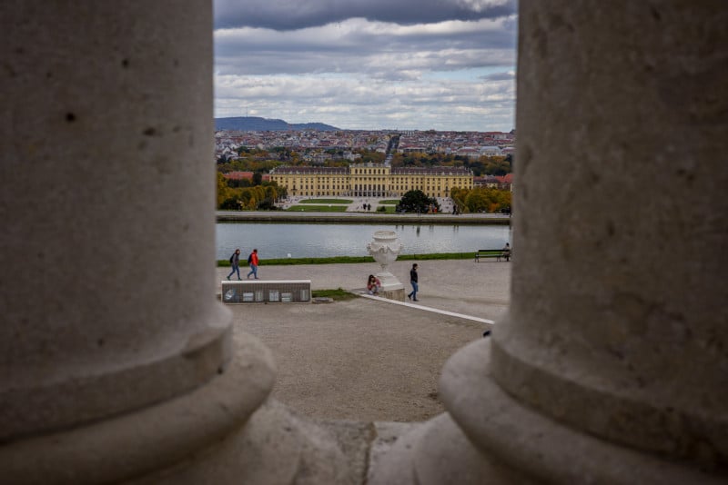 Ricoh-GR-IIIx-palace-800x534.jpg