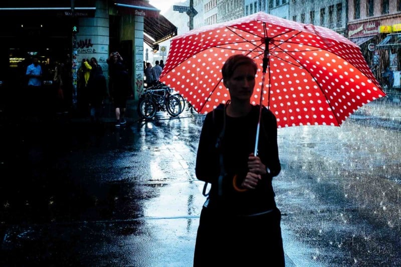 street-photography-Berlin-rain-Martin-U-Waltz1-800x533.jpg