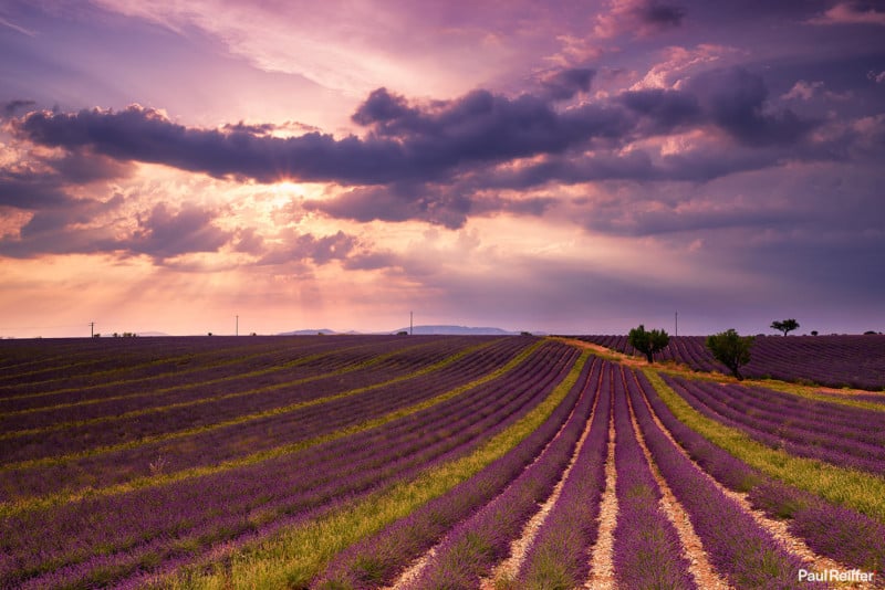 lavender-fields-provence-france-plateau-de-valensole-2019-sunset-clouds-lines-paul-reiffer-photographer-phase-one-150mp-iq4-xf-800x534.jpg