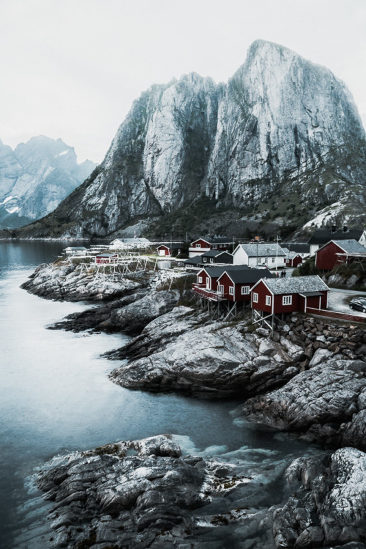 iphone-vs-sony-image-comparison-lofoten-islands-2-534x800.jpg