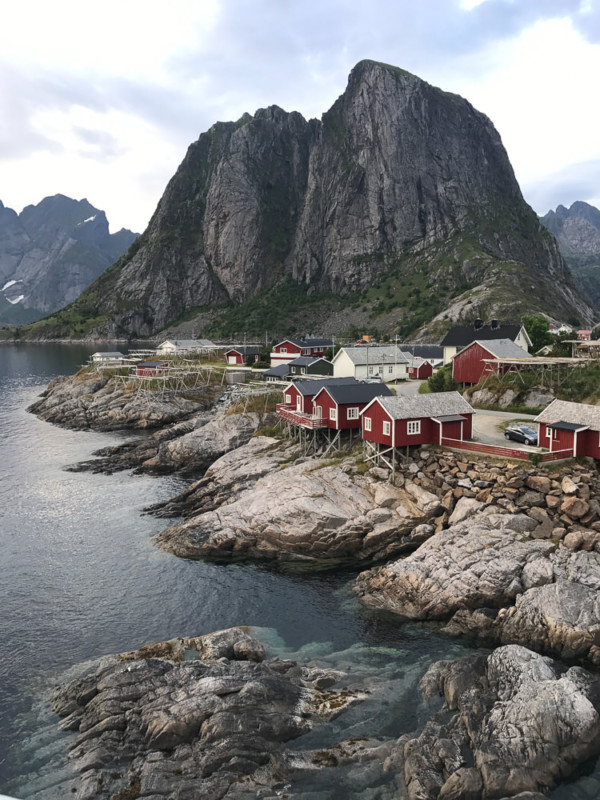 iphone-vs-sony-originals-comparison-lofoten-islands-1-600x800.jpg