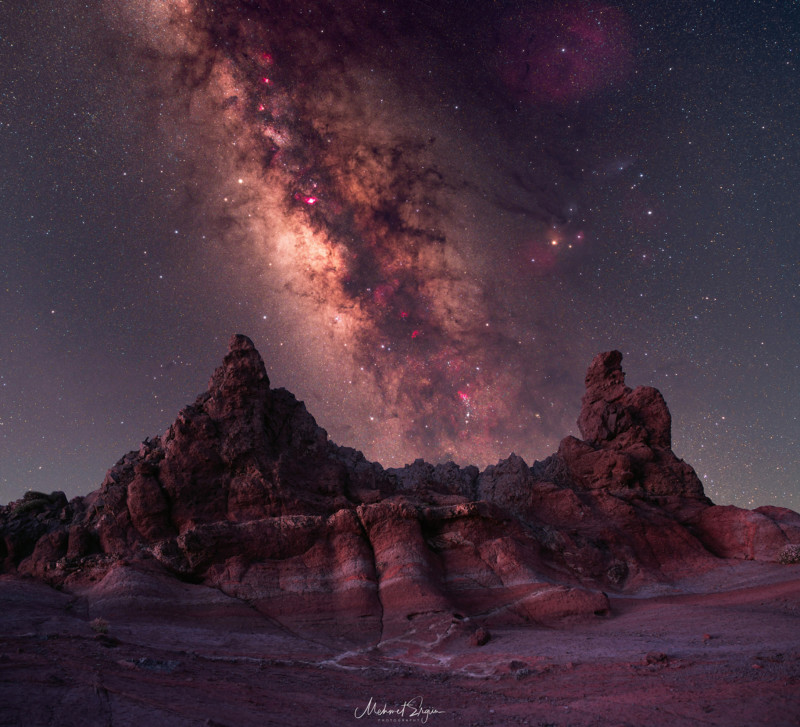 “Milky-Way-over-Parque-Nacional-del-Teide”-–-Mehmet-Ergün-800x727.jpg