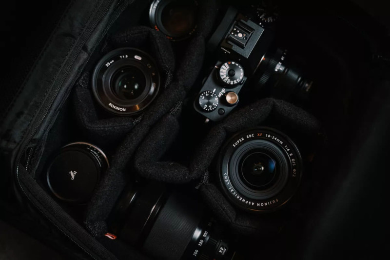 Fuji-X-T4-5-Lenses-Wandrd-Prvke-21-Backpack-2.jpg-800x533.jpg