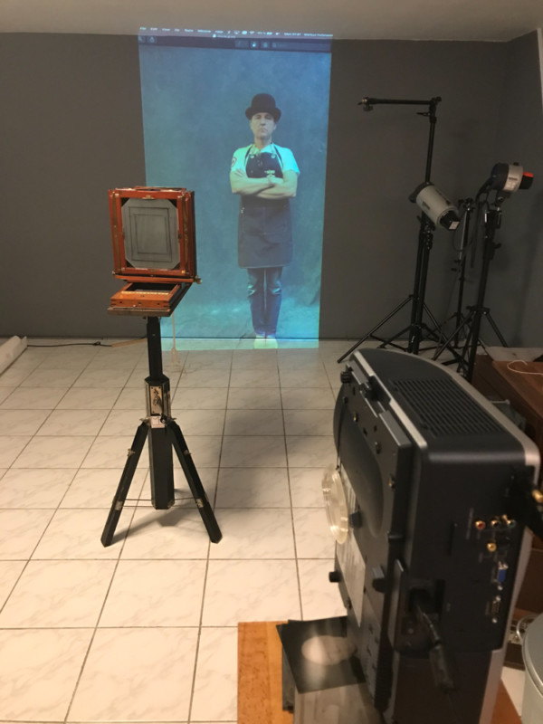 Markus_Hofstaetter_photographer_connected_wet_plate_art_project_camera_and_projector-600x800.jpg