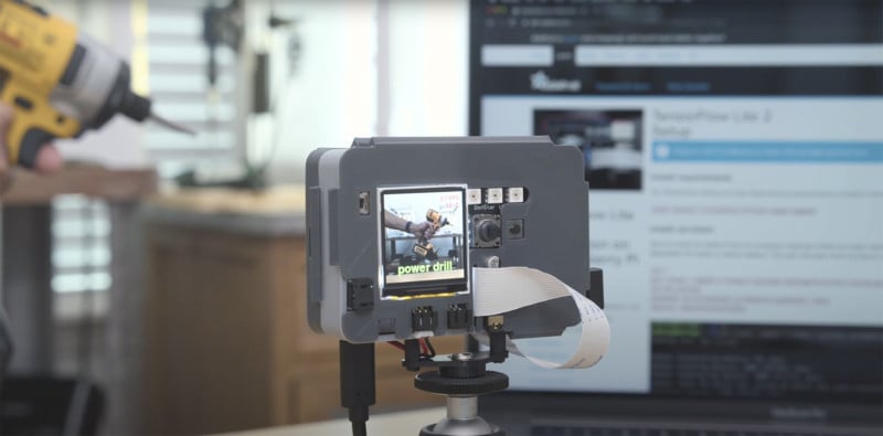 This-DIY-Camera-Can-Audibly-Tell-You-What-it-Sees-Thanks-to-Machine-Learning-800x395.jpg