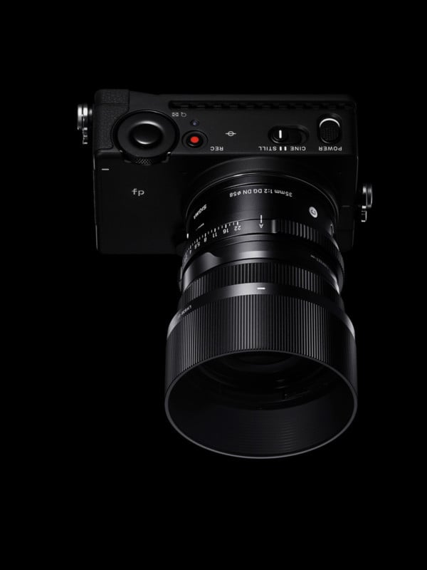 sigma-35mm-f2-dg-dn-600x800.jpg