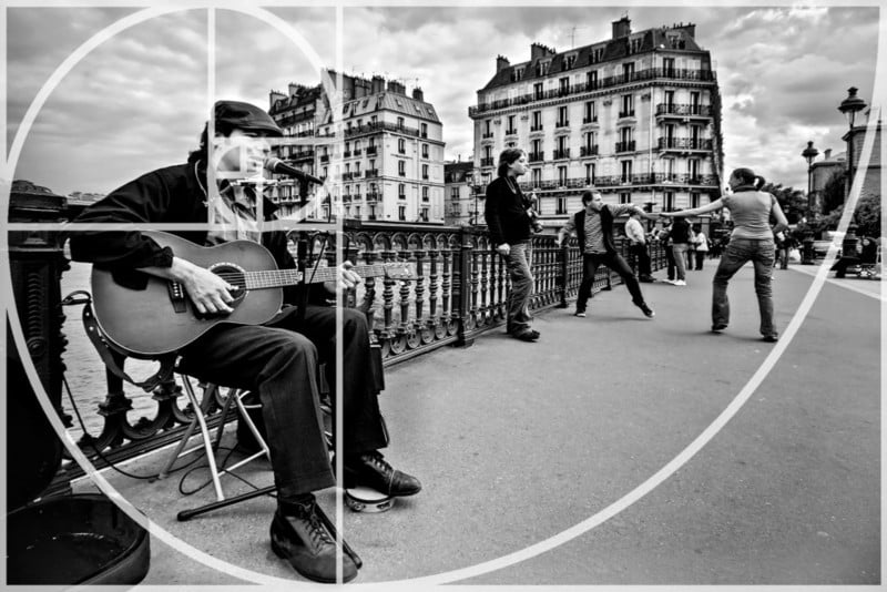 Golden-Ratio-Composition-Paris-Street-Scene-800x534.jpg