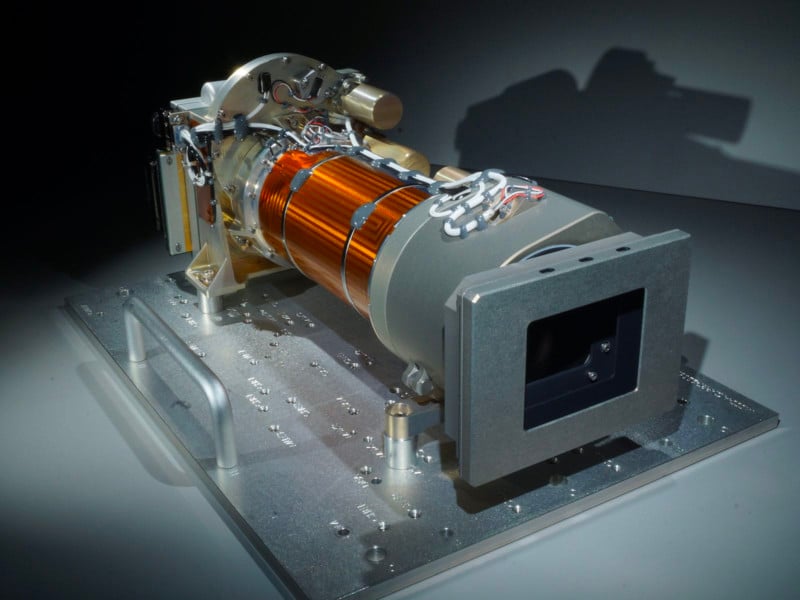 A-Closer-Look-at-the-Mars-Perseverance-Rovers-Incredible-Cameras-1-800x600.jpg